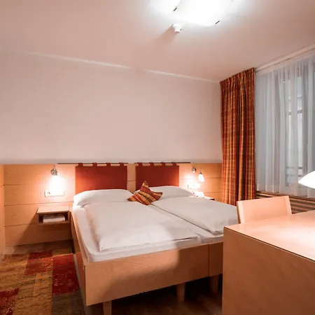 Figl ***s 3* بولزانو