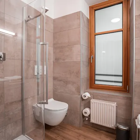 Figl ***s 3* بولزانو