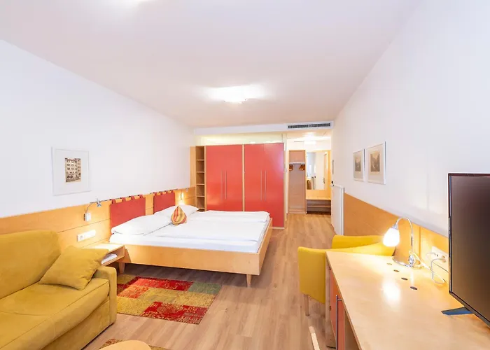 ホテル Figl ***s 3*